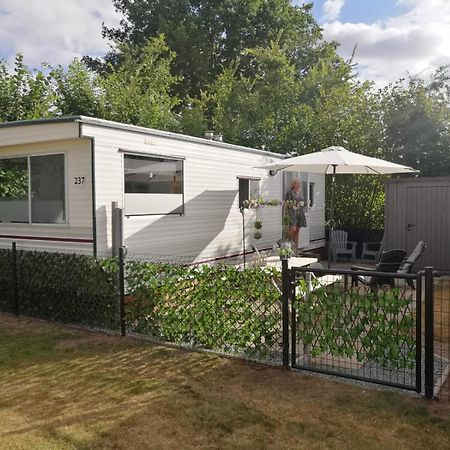 Koudum Stacaravan Op 5 Sterren Vakantiepark De Kuilart Friesland Aan Het Meer Met Zwembad 5P 237 מראה חיצוני תמונה