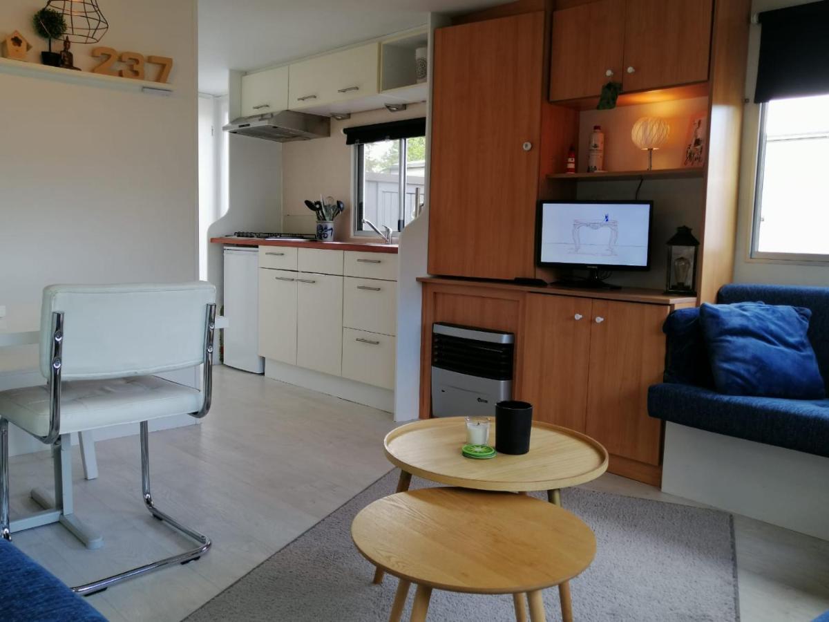 Koudum Stacaravan Op 5 Sterren Vakantiepark De Kuilart Friesland Aan Het Meer Met Zwembad 5P 237 מראה חיצוני תמונה