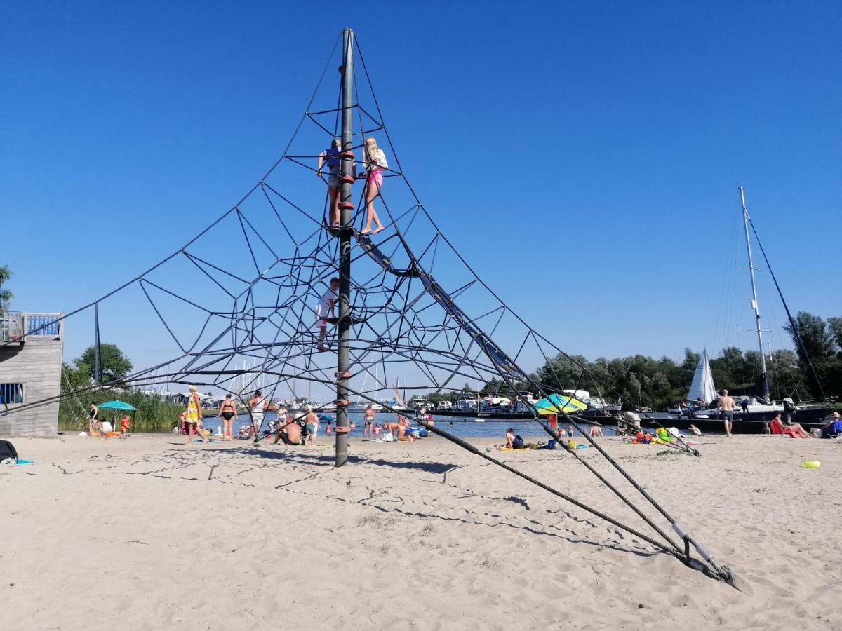 Koudum Stacaravan Op 5 Sterren Vakantiepark De Kuilart Friesland Aan Het Meer Met Zwembad 5P 237 מראה חיצוני תמונה