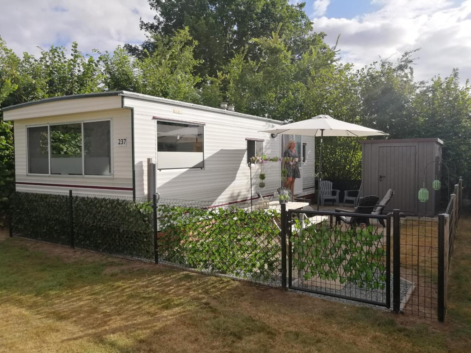 Koudum Stacaravan Op 5 Sterren Vakantiepark De Kuilart Friesland Aan Het Meer Met Zwembad 5P 237 מראה חיצוני תמונה